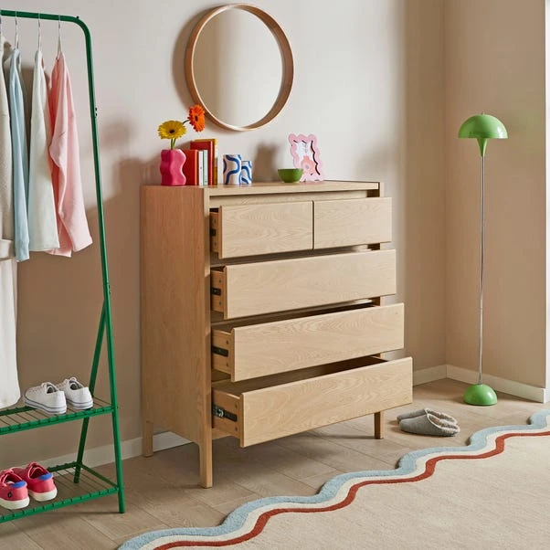 Elements Holmes 5 Drawer Chest, Oak 2 Elements Holmes 5 Drawer Chest, Oak - Image 2