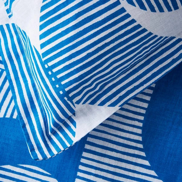 Elements Ezra Blue Oxford Pillowcase 3 Elements Ezra Blue Oxford Pillowcase - Image 3